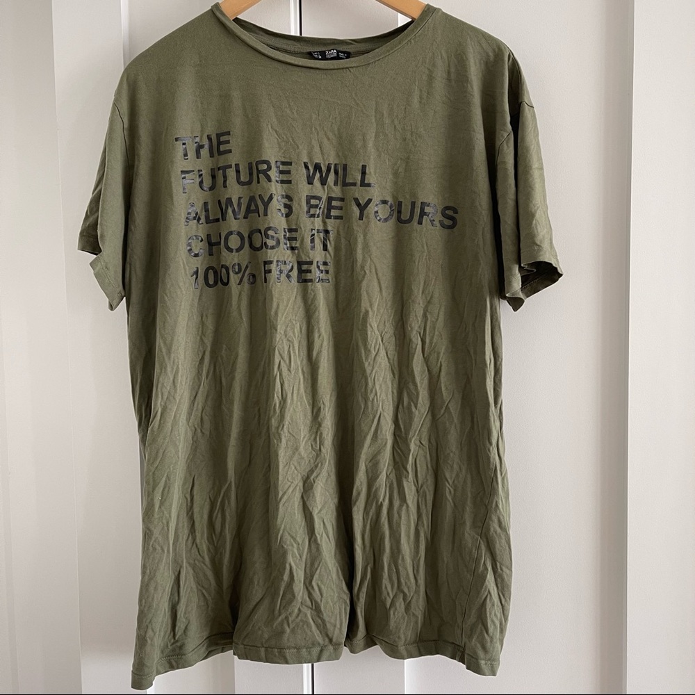 Army green textual graphic tee